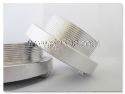 消防接头采用螺纹标准；消防BSP螺纹接头